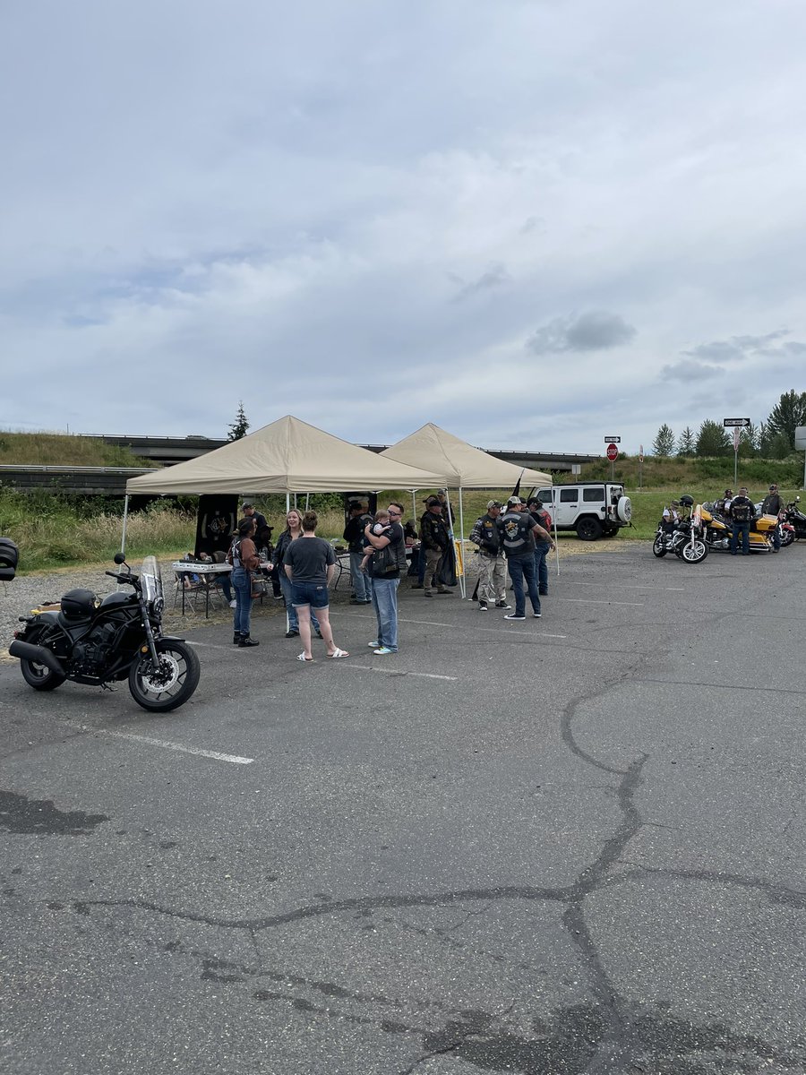 CVMA11_4's tweet photo. Out at the Nisqually Bar and Grill for the Special Forces Brotherhood MC Poker Run. Great times with great ppl. https://t.co/aACEFu2NHF
