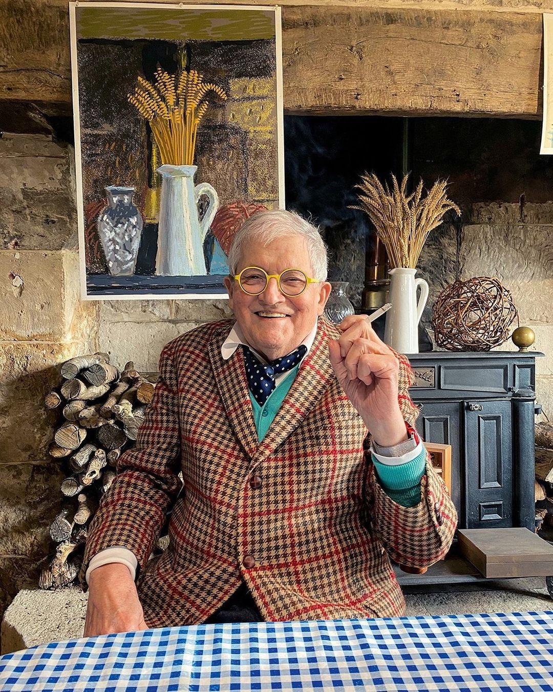 Happy birthday to this handsome man. Sir David Hockney    85 y contando  