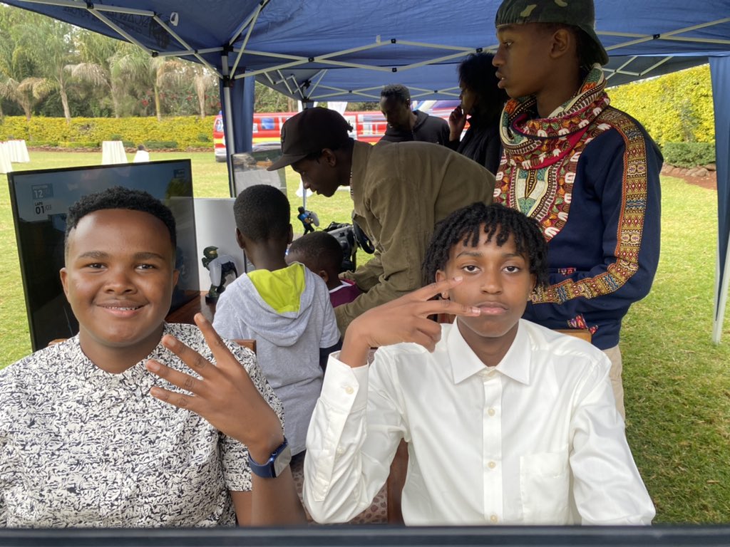 NganyaGames's tweet photo. NBA fans? We got you🤩🤩…name the game, we got it.
Flex with Nganya Games✨
.
.
#Nganyagames #nganyagamers #gaming #kenyagamers #nba #brookhaven https://t.co/1zCyWd8xxM