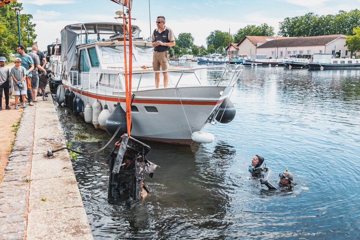 VilledeRoanne's tweet photo. 🌿🛥 Organisée conjointement par la Ville de Roanne et @suez , en partenariat avec le Club Roannais de plongée, la 4ème édition de l’opération « Port propre » de #Roanne ⚓️ s’est déroulée ce samedi 9 juillet de 9h à 12h. Toutes les infos : https://t.co/h4EEnFIlgc https://t.co/L9QcQhY54S