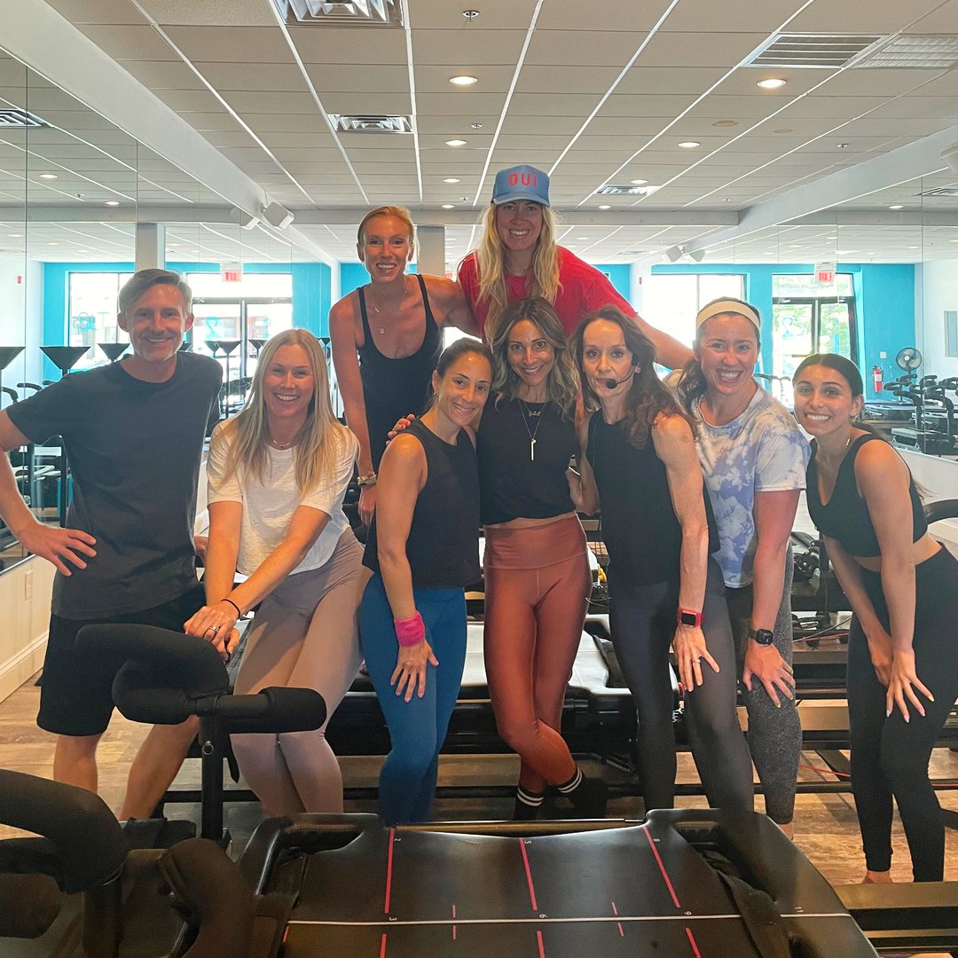 crew love at SLT Short Hills 💙