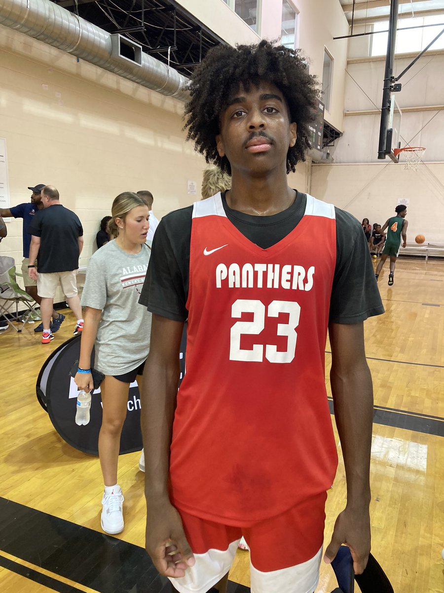 JL_Hemingway's tweet photo. #OTRElite32
‘23 F Jamarcus Powell lead the TN Panthers to a win this afternoon with 15p.

6-5 prospect is mobile, active, and will finish off the move in transition.

📡
https://t.co/o9z1G1Ara5 https://t.co/QqPOAGyiZb