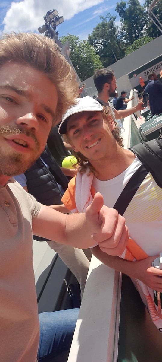 MaxHeylen's tweet photo. Biggest of congrats to this inspiring duo of Aussies! 
Kings of the comeback and Kings of the #Wimbledon  grass from now! AMAZING @MaxPurcell98 and @mattebden! https://t.co/LyUki6Kewq