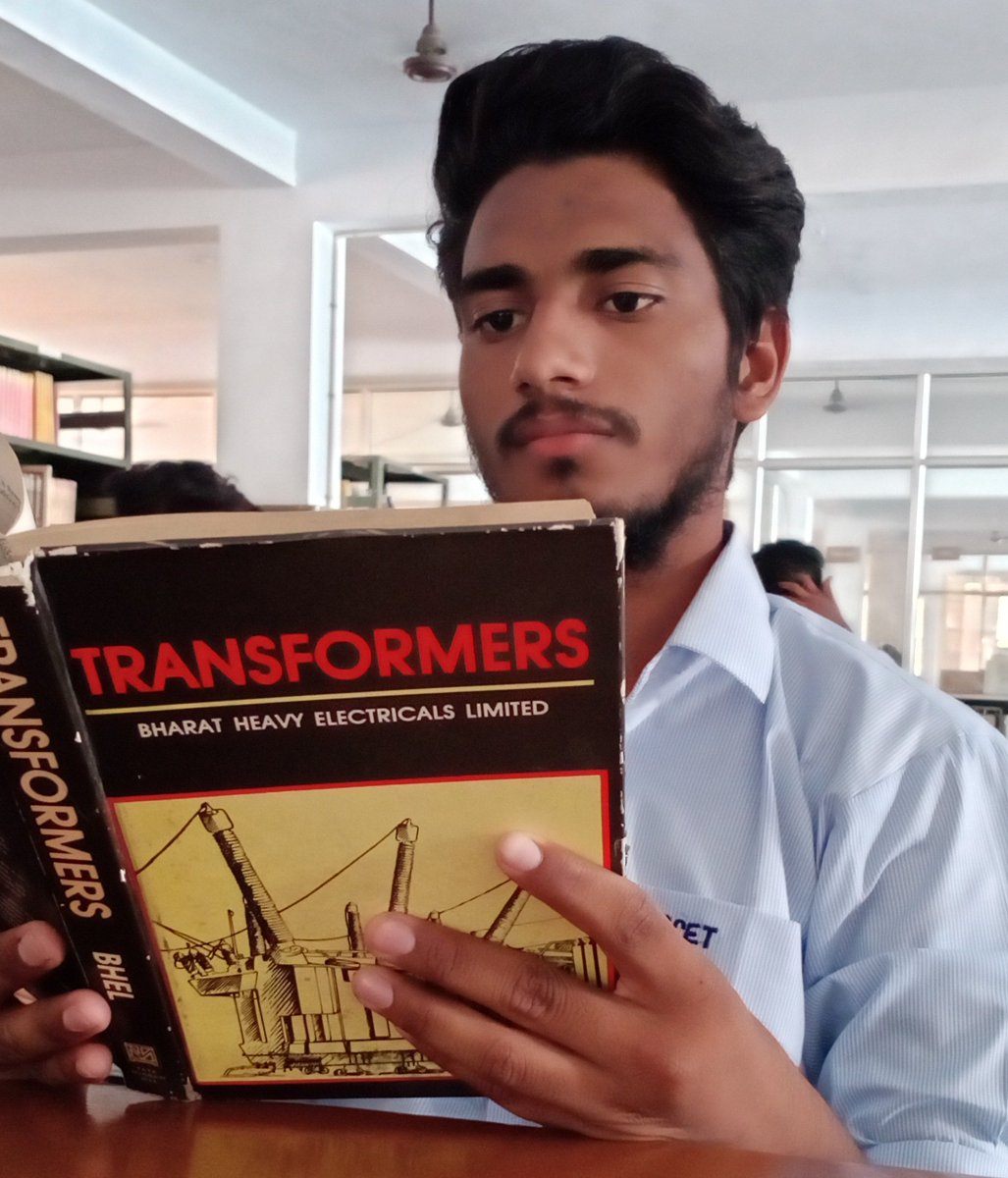 rahul_kumaratal's tweet photo. एक किस्सा मै भी हु किताब का,
एक उम्र लगाई है समझने में.!
#engineer
#raja
#RAJA #mechanic #mechanicalengineer https://t.co/cKsZpn08YG