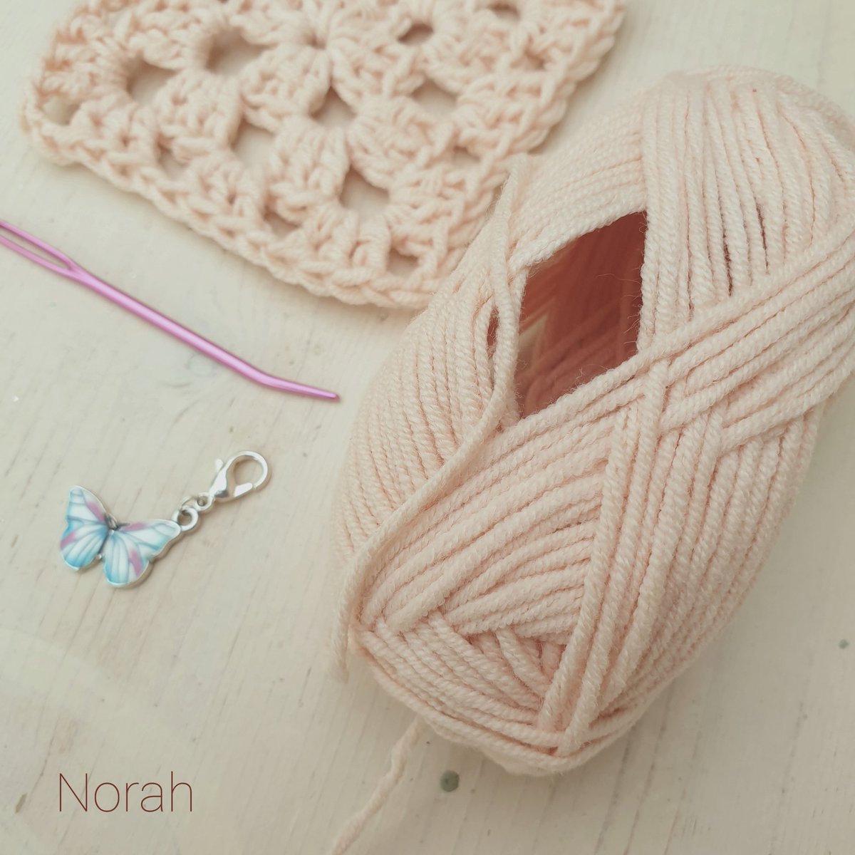 Norahs_Crochet's tweet photo. Granny ate my yarn!
#grannysquare #crochet #crocheting #flatlay #yarnisforeveryone #yarnlove https://t.co/sbjQEZPw4j