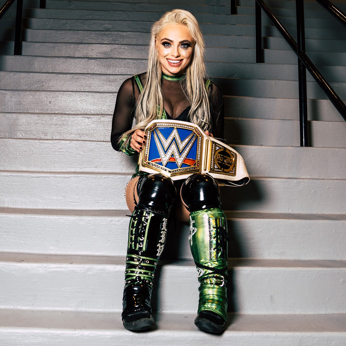 TOTAL CATCH ( WWE ) tweet media