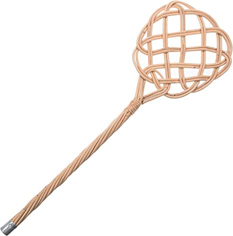 elhotzo's tweet photo. will nicht behaupten, dass Staubsauger eine schlechte Erfindung sind, aber ich bin mir ziemlich sicher, dass es mir besser gehen würde, wenn ich 1x/Woche mit so einem Ding einen Teppich verprügeln würde https://t.co/Fg8kwI2wcS