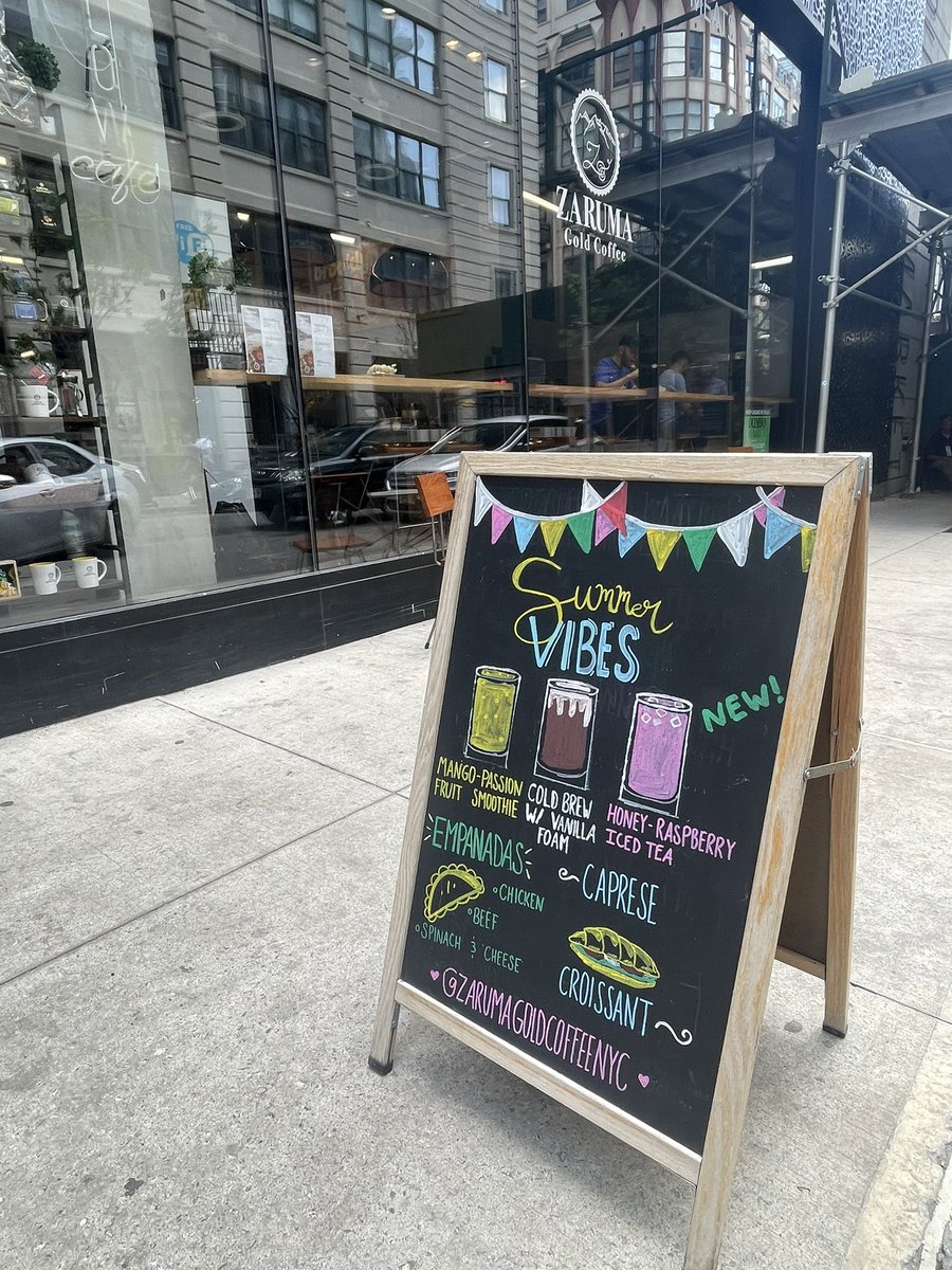 #SummerVibes from #Zaruma 
#zarumagoldcoffee #ny #Dumbo