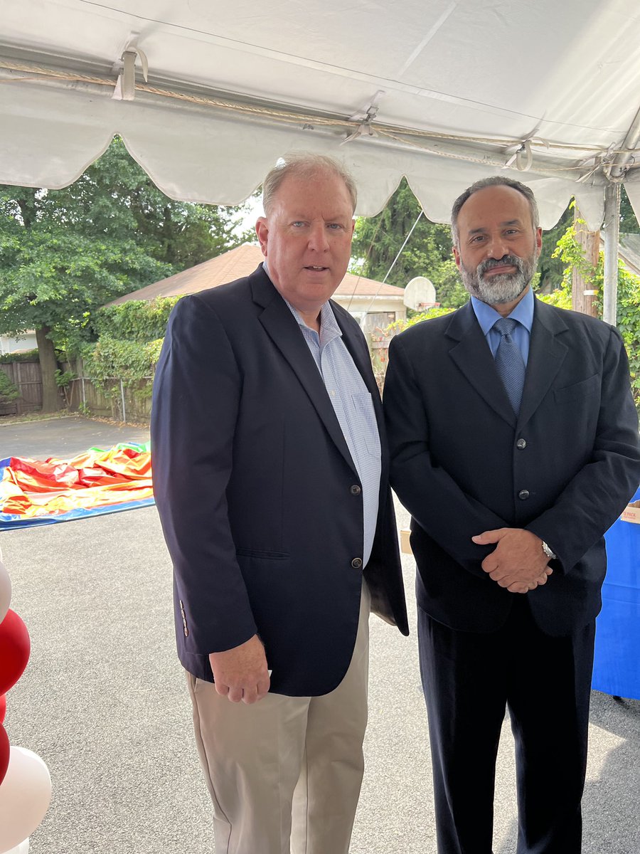 SenatorJoeCryan's tweet photo. It was a pleasure to attend the ribbon cutting ceremony of @diasporalaw in Elizabeth. Their beautiful new office will do so much to serve members of @CityofElizabeth &amp; @countyofunionnj in their pursuit of the American Dream. https://t.co/ZavdB8iHon