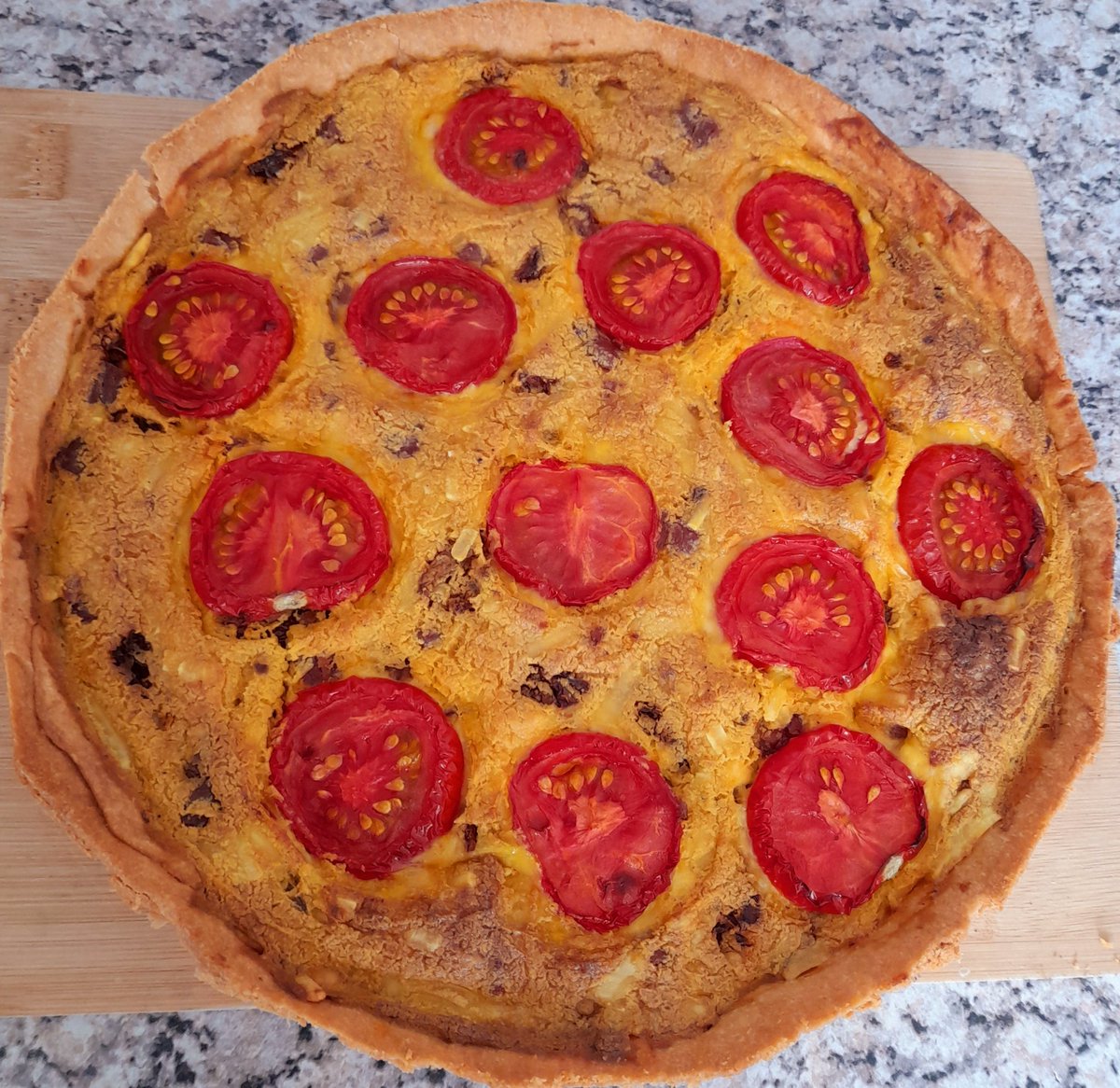 NarrowEscapesx's tweet photo. Homemade Vegan Quiche Lorraine made by her Chefness #veganfood https://t.co/XfQ1uiK0tg