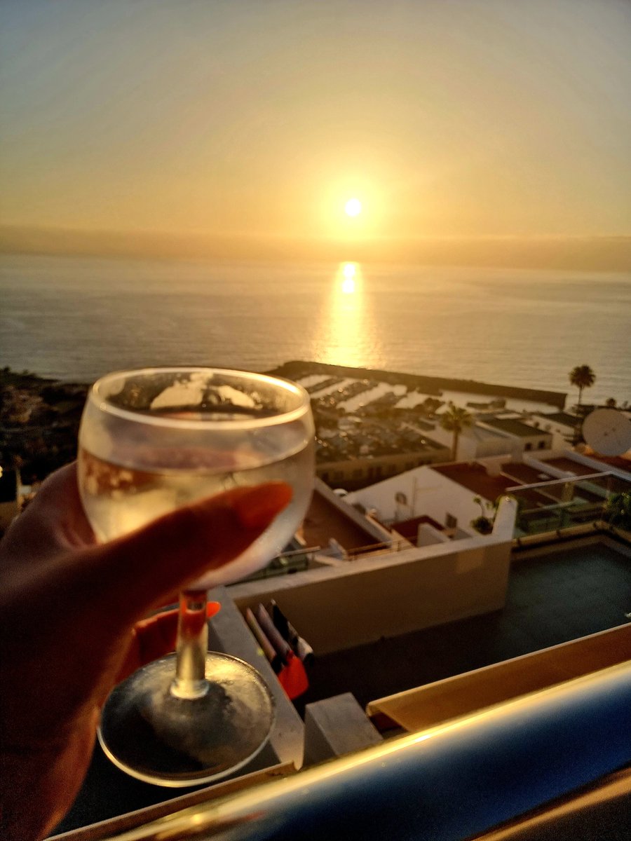 For anyone going away &amp; panicking (as i was) I do really feel for ppl affected with all the chaos &amp; flight cancellations etc but we have recently had a holiday with #TUI, flights with #easyJet from #Gatwick &amp; couldn't have been any smoother. Look forward to your break ☀️