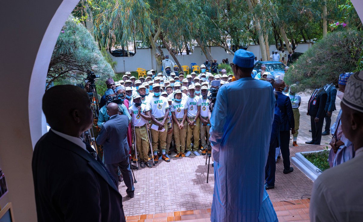 bbchausa's tweet photo. Buhari ya jinjina wa masu NYSC kan gyara rijiyoyin burtsatse a Daura
👉https://t.co/j8LABVyfKP https://t.co/ptNedMRZyl
