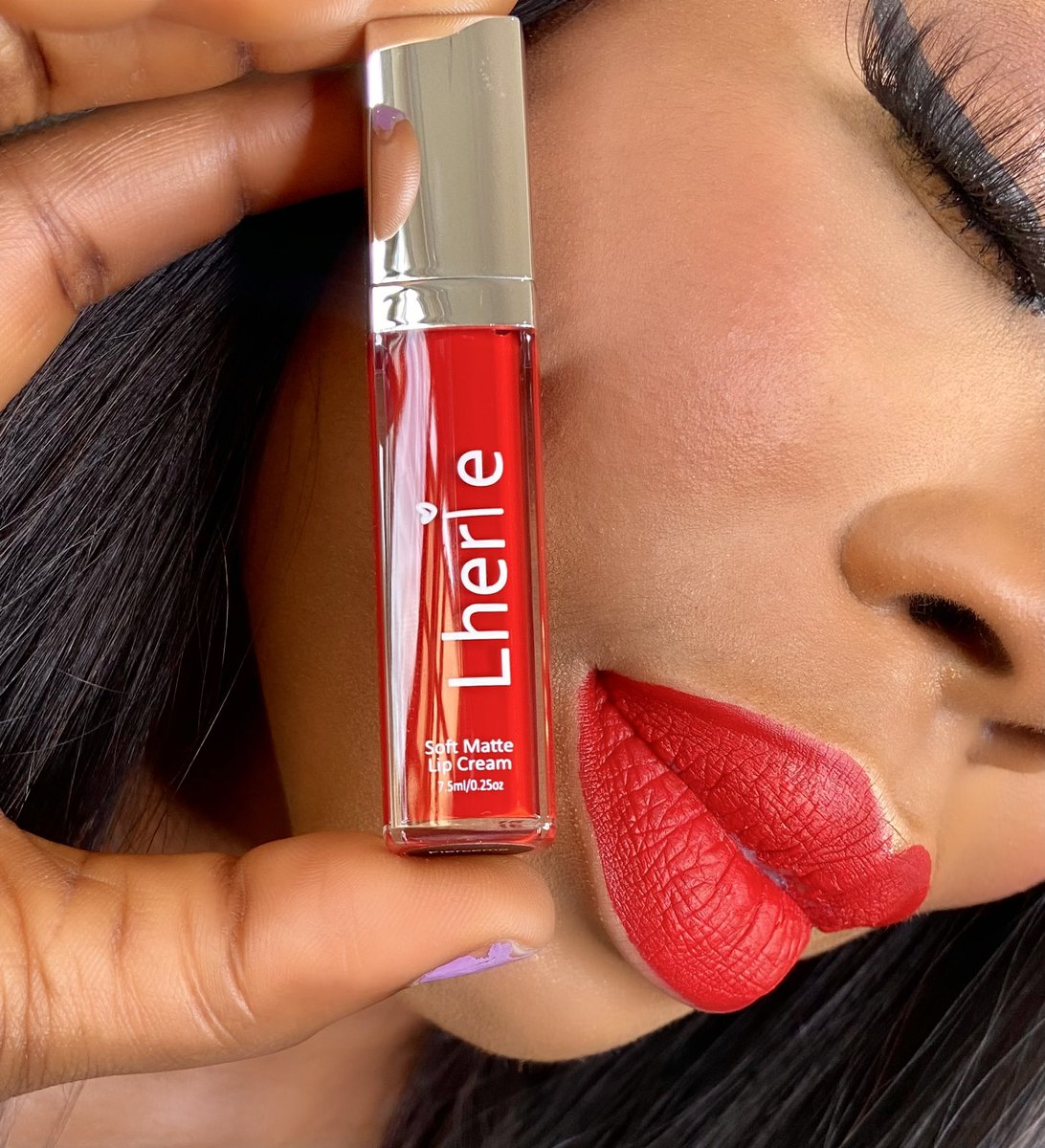 LherieCosmetics's tweet photo. 50%off

All shades are available 

Long lasting 
Smell like chocolate ☑️
You can swim with Lherie matte lippie on

Each lippie is well packed in a carton 
 
Price: was N3,000 now N1500

 (Each)

To order: send a DM 
Send aMessage on WhatsApp : 0701 691 2930 https://t.co/6zSGmlGcWR