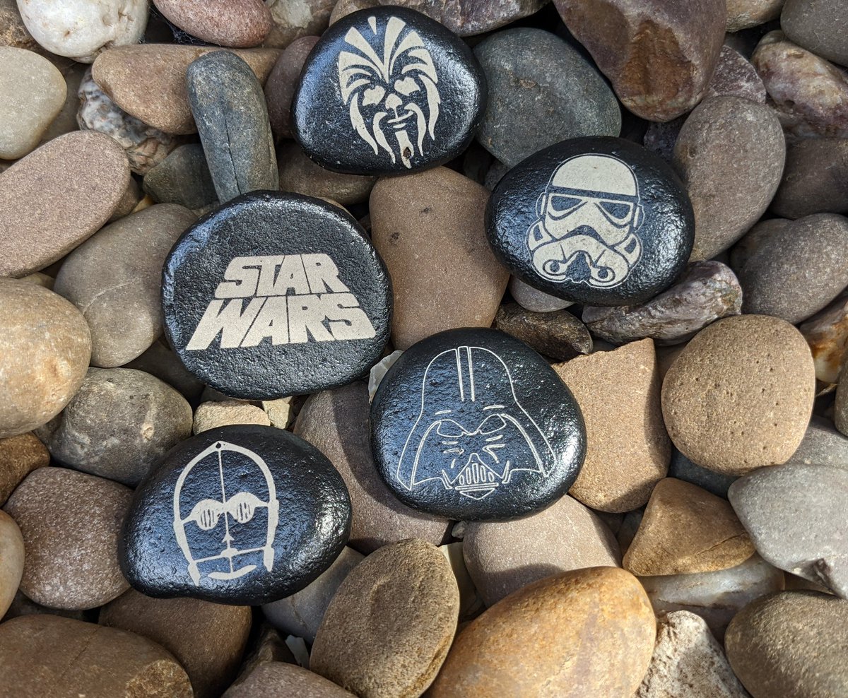 franklyarts's tweet photo. Star Wars Set of 5 miniature stones 
https://t.co/7XTiLNunKB
#StarWars #chewbacca #stormtrooper #c3po #DarthVader https://t.co/zkSXVL2cMP