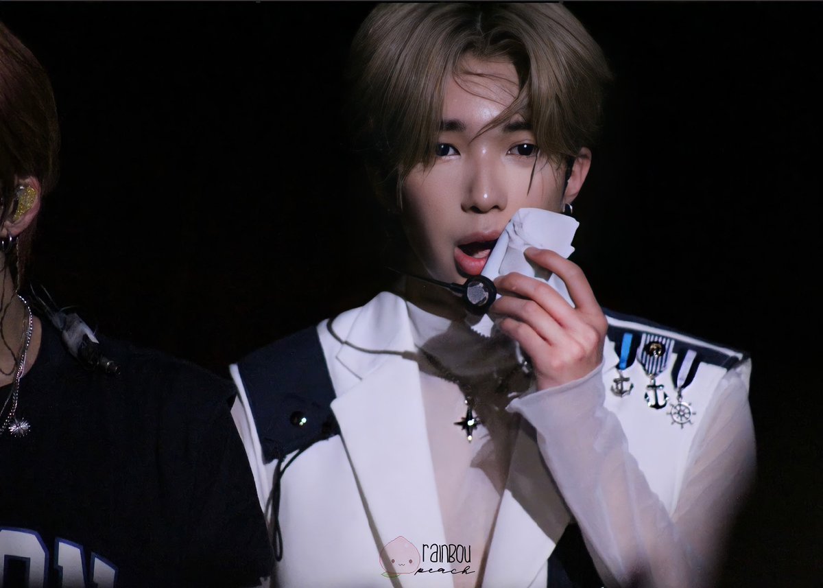 rainboupeach's tweet photo. 080722 Leo at Verano Exa 

#T1419 #T1419_IN_MEXICO #T1419inMexico #T1419_Is_Coming #Edelweiss #Leo #레오 #티일 @T1419_official https://t.co/sD9IluRnoZ
