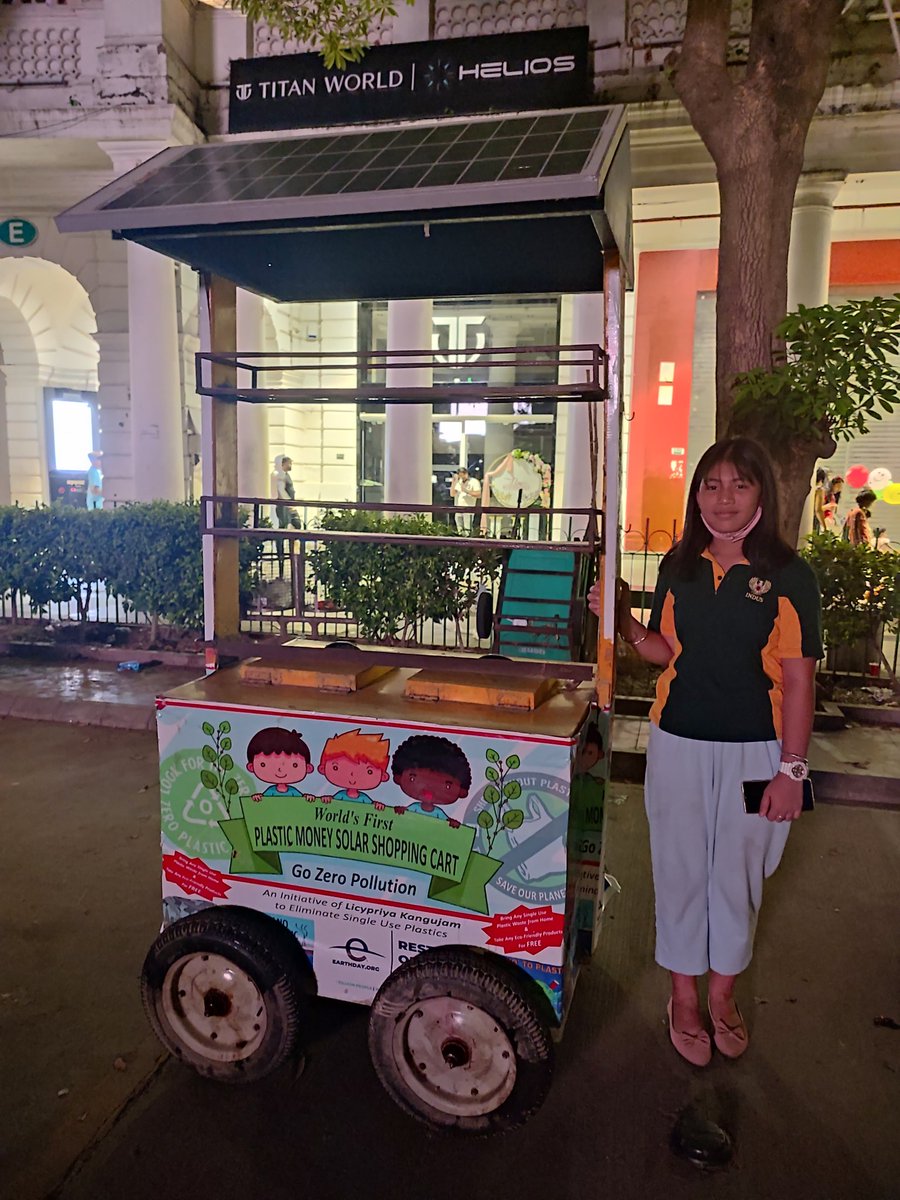 LicypriyaK's tweet photo. Tomorrow, I will launch the World's first "Plastic Money Shop" at Rajiv Chowk Gate 4, Delhi from 4-7pm. It was pending for last 2 years due to pandemic. You can bring your single used plastics waste and take free school stationary items 🎒📚 or rice 🍚 or a plant 🌱saplings. 🙏 https://t.co/wS731vN32u