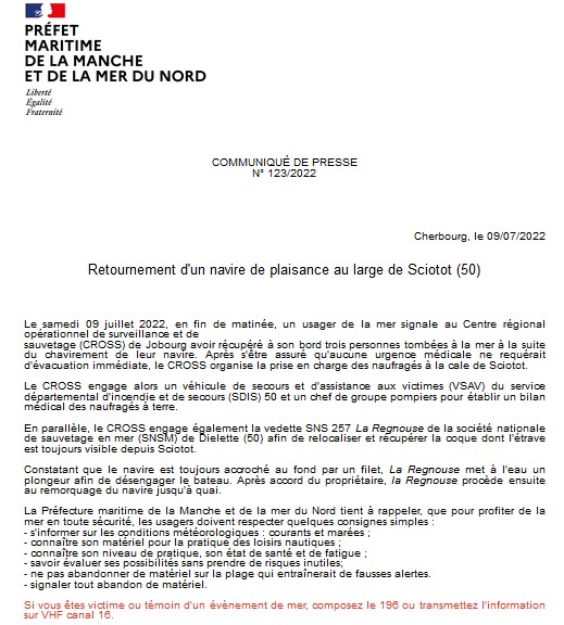 [#Opération] de prise en charge de 3 personnes par le <a href="/SDIS50/">Sapeurs-Pompiers 50</a> puis remorquage de leur navire retourné par les <a href="/SauveteursenMer/">SNSM</a> de Dielette sous la coordination du #CROSS Jobourg
➡️bit.ly/3yRi2fs