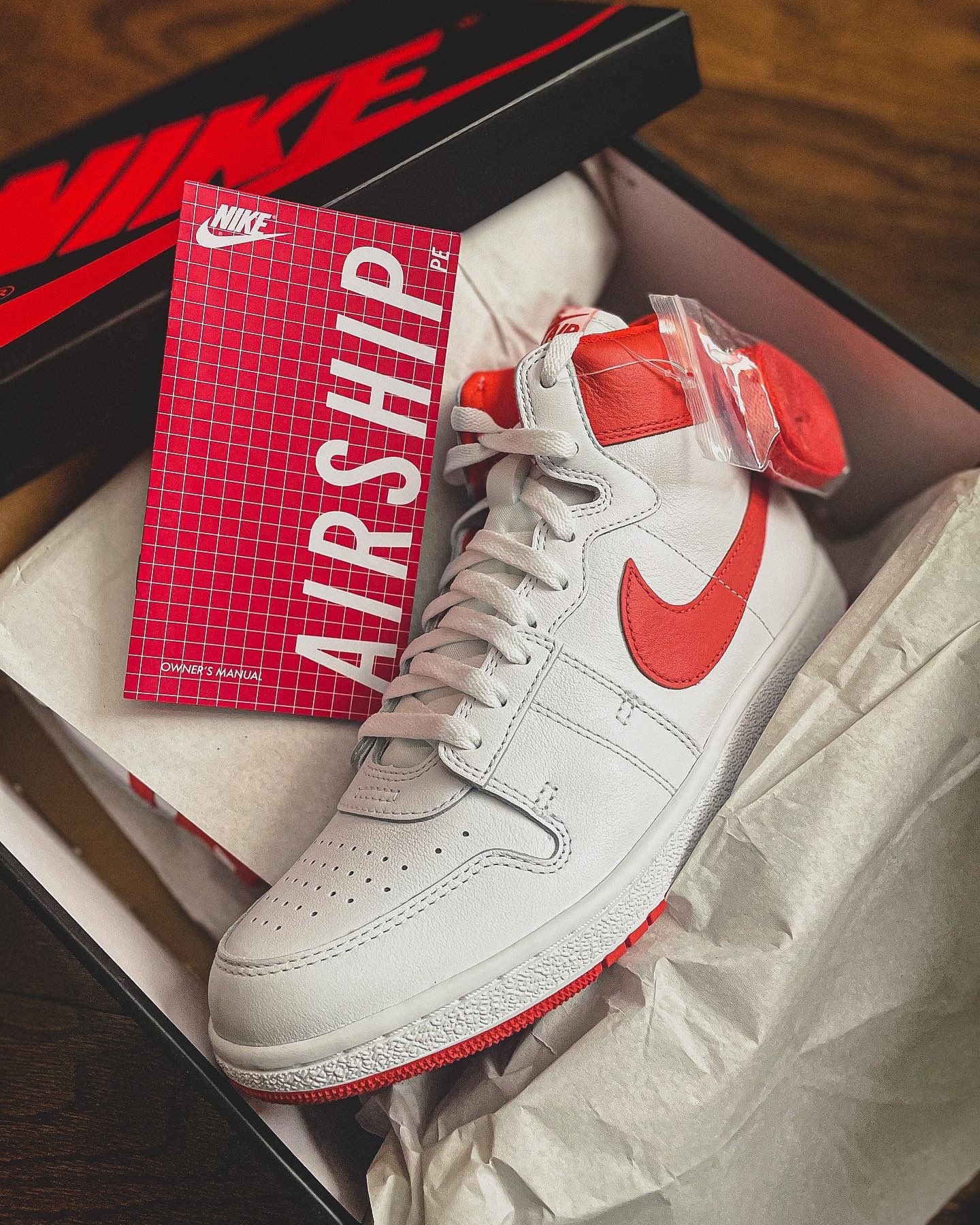 Nike air ship retro best sale