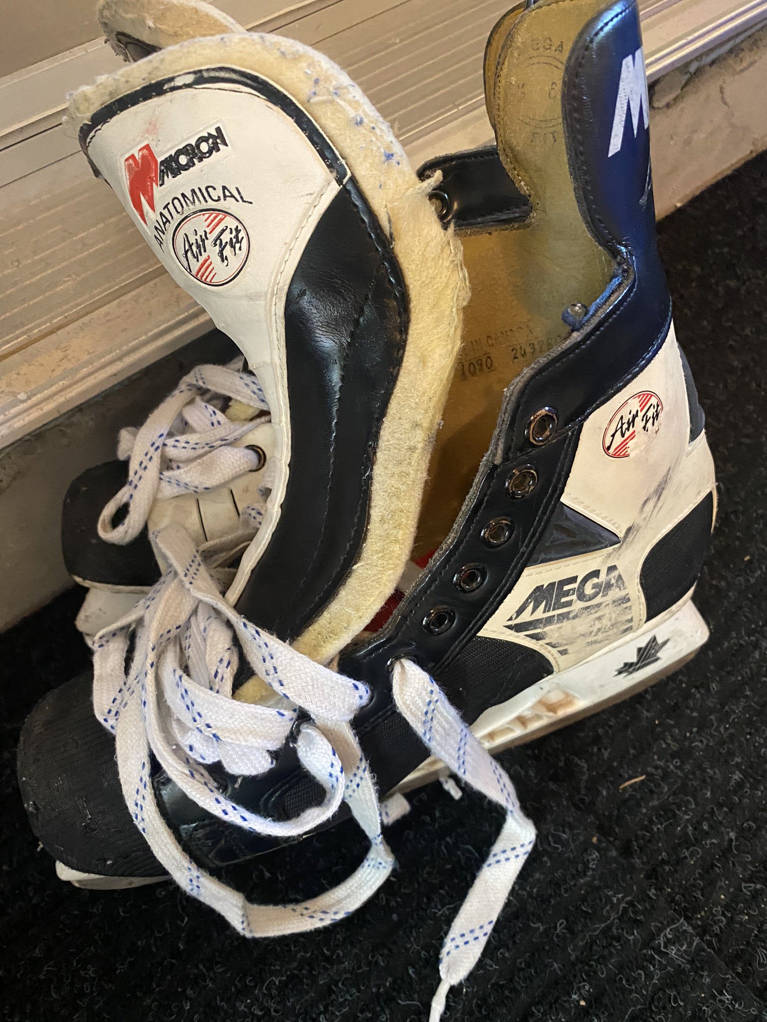 Mega air top 90 skates