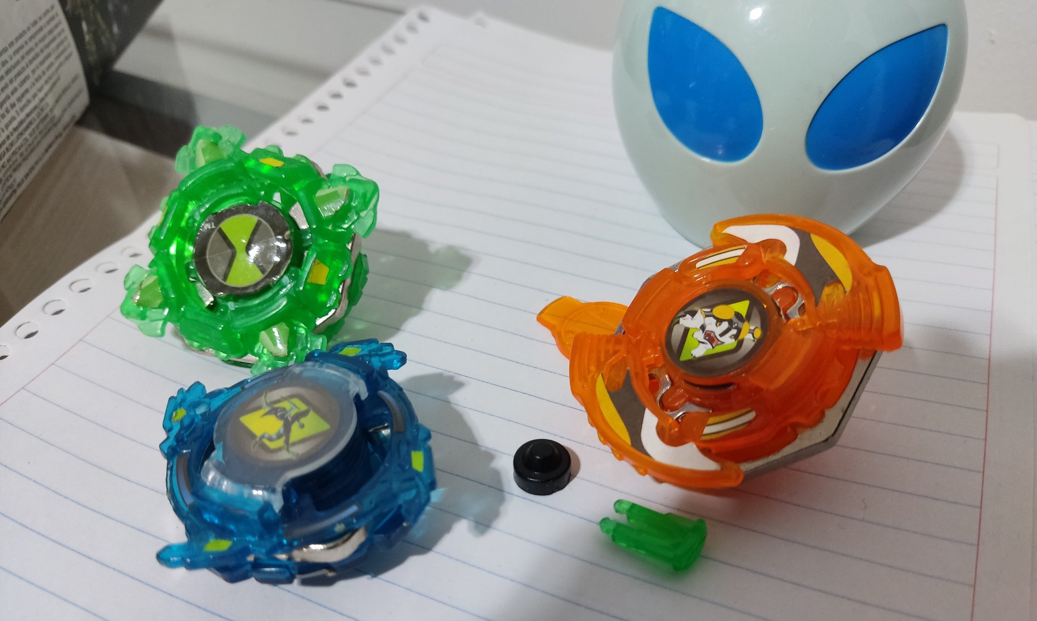 Ben 10 hotsell beyblade toys