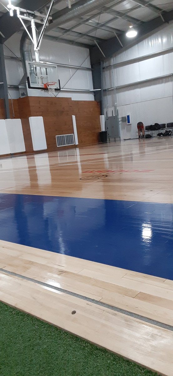 DougMcCutcheon9's tweet photo. Take a guess where we at today! Yep we are back at it again in the gym!! We ballin' in Conway this afternoon!! 💪🏀 #AlphaSelect #LeaveNoDoubt https://t.co/QXK0v02Z2P