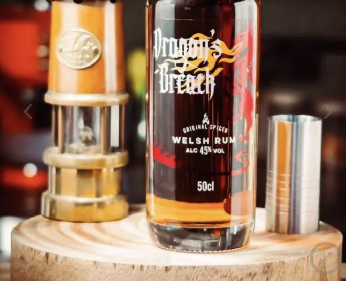 Cymruwrthgalon's tweet photo. Happy world rum day @Spirit_of_Wales 🍹 #Welshrum #MHHSBD 

https://t.co/k9tRMF09hG https://t.co/eMcCT9O9nY