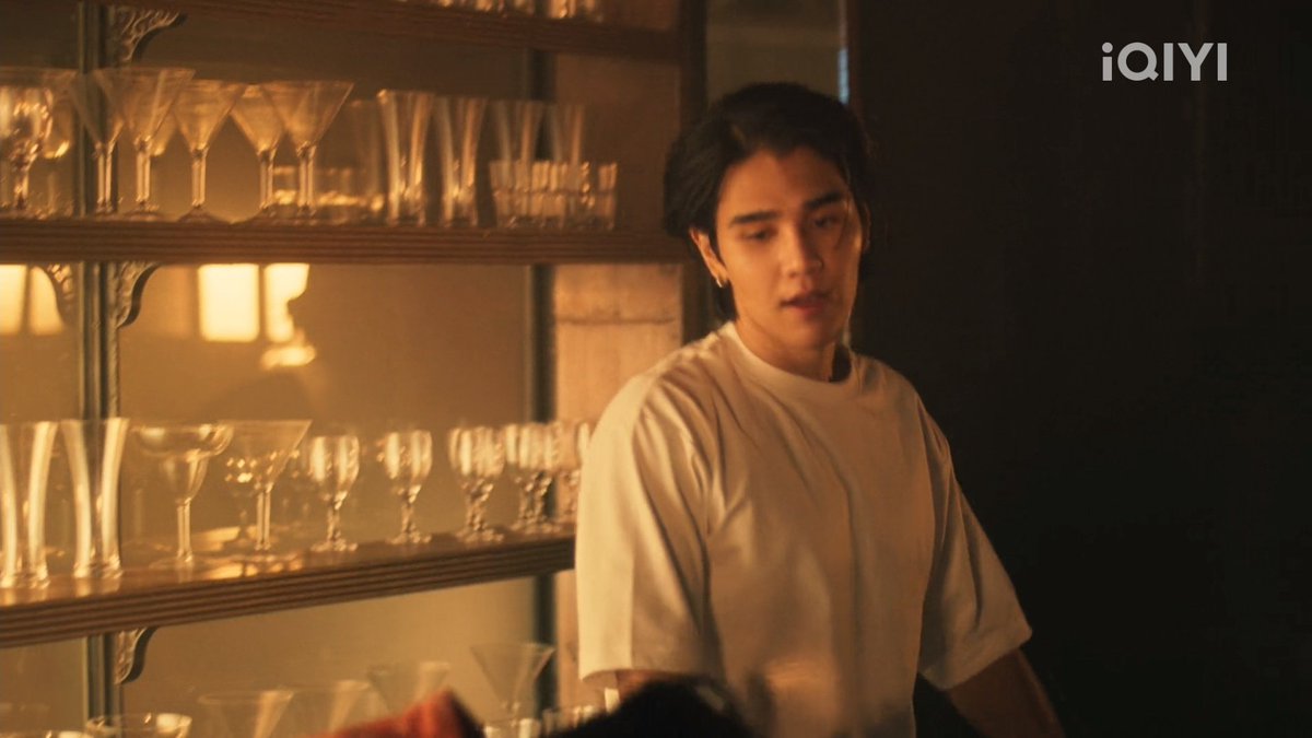 beyondtoday_'s tweet photo. หลังถ่ายซีนห้องอัดจบ เจฟร้องไห้หนัก มีประโยคนึงที่ทีมงานถามว่ารู้สึกยังไง เจฟบอกว่า "รู้สึกผิด อยากให้เขาอยู่ตรงนี้" มันไม่ใช่แค่หลังกล้องที่เจฟอัดอั้นจนร้อง เพราะคิมก็แสดงออกมาเหมือนกัน อยากให้เช่อยู่ตรงนี้ อยากให้อยู่ตรงนี้ด้วยกัน

#dtacxKinnPorsche
#KinnPorscheFinalEp
#คิมเช่ https://t.co/oyWmYGDesM