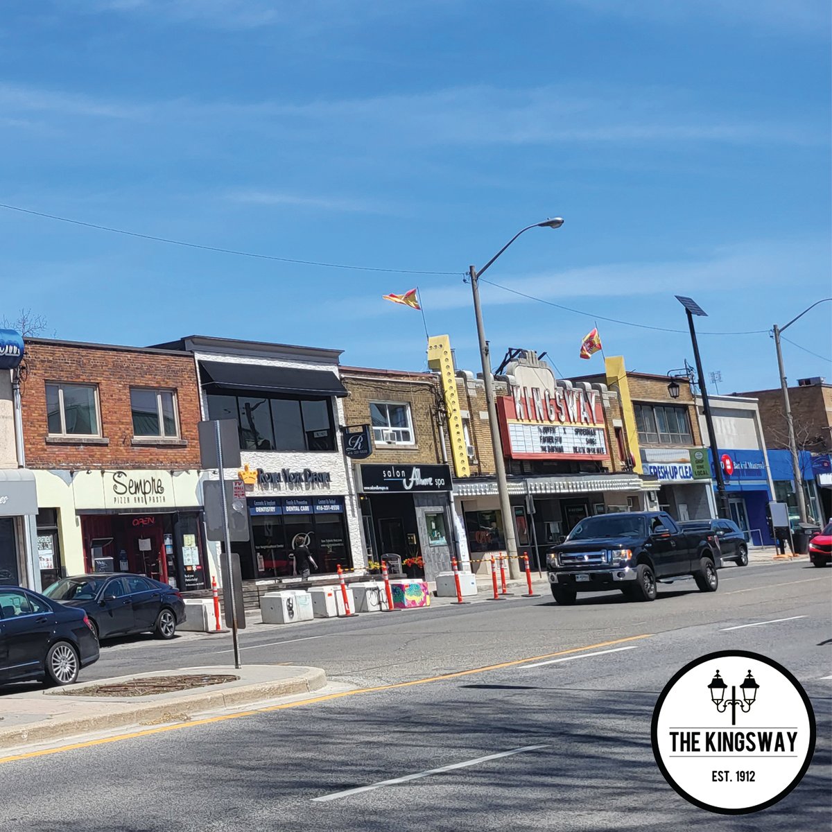 A beautiful day to shop, dine or relax at The Kingsway BIA! 😎 

#shopthekingsway #happyweekend #sunisshining #torontobia