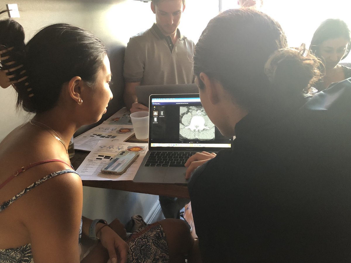 ConnorSoles's tweet photo. Belated post following @UqoRad’s Wine and Spine event @AleonOak. Thank you to our faculty @astevenMD and @OchsnerRads residents for coming out to support aspiring radiologists! https://t.co/yovsGOlPxd