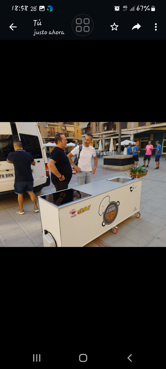 jdiego_gonzalez's tweet photo. Hoy hemos recibido en Alboraya al gran Raúl Magraner, con el que he tenido el gusto de charlar, , un referente en la gastronomía Valenciana. Y el precioso proyecto @cuinakids un gusto para el paladar y el conocimiento de la cocina divertida, atractiva, saludable y de proximidad. https://t.co/yjGXwItLYZ