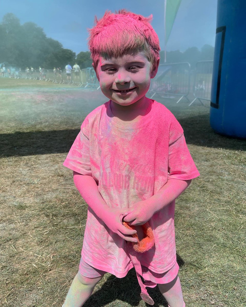 overgatekim's tweet image. These two had the best day so much fun and all for an amazing charity thank you @OvergateHospice 💙 #theylovedit #whatabrilliantday #somuchfun