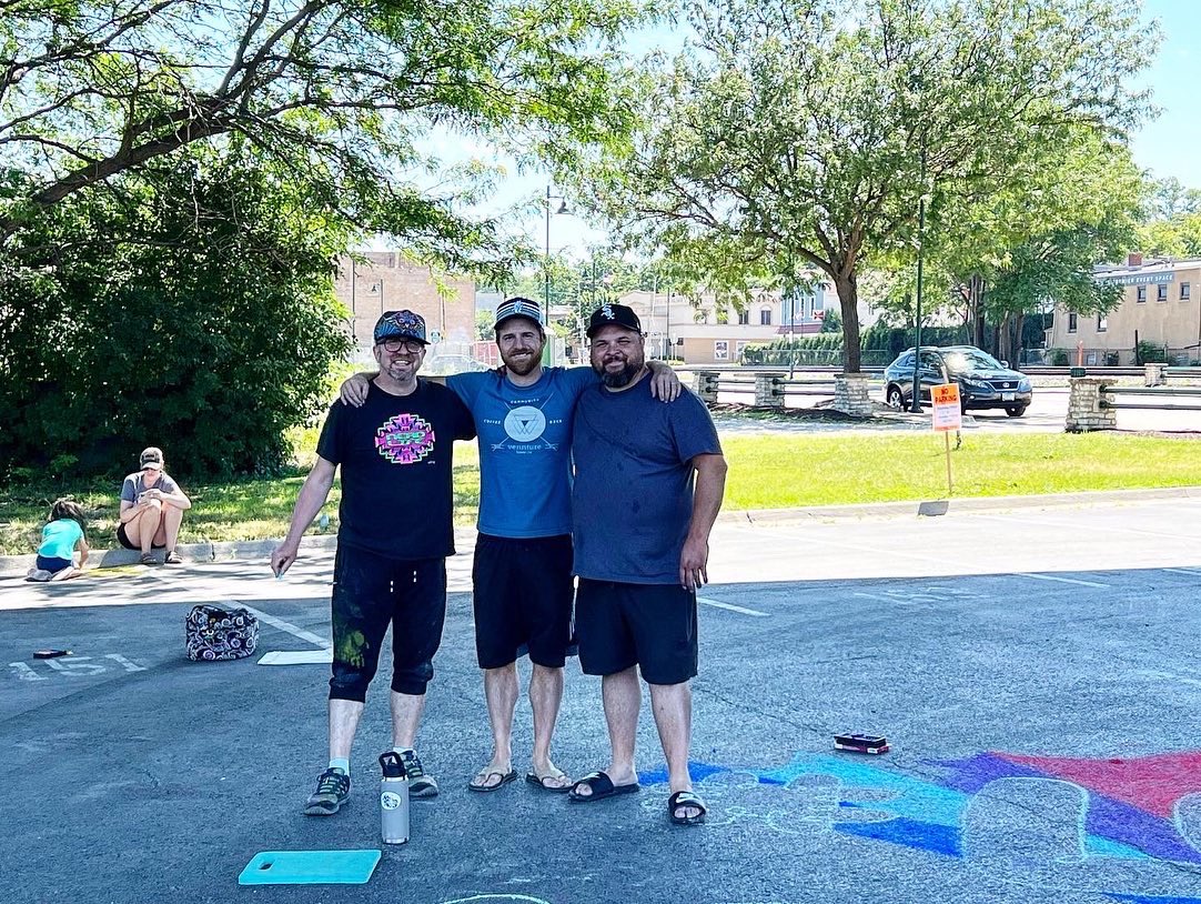 MrHennebry_lhs's tweet image. #LoveLemont Thanks @MoriartyRob for inviting me to collaborate on this piece with you. Thanks @VillageofLemont @lemontparks &amp;amp; Downtown Lemont for hosting. Congrats to all of the winners, it was an honor to judge all of the great art! @JWeidsLHS #LoveLemont brainchild is underway!