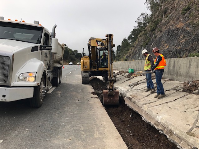 CaltransD4's tweet photo. TRAFFIC UPDATE: As of 11 a.m. on Saturday traffic has been light to moderate on US-101 northbound in Sausalito, Marin County. Caltrans is working on an emergency drainage repair during a 57-hour, two-lane closure. Traffic is expected to pick up later in the day. https://t.co/37Wj6plJqu