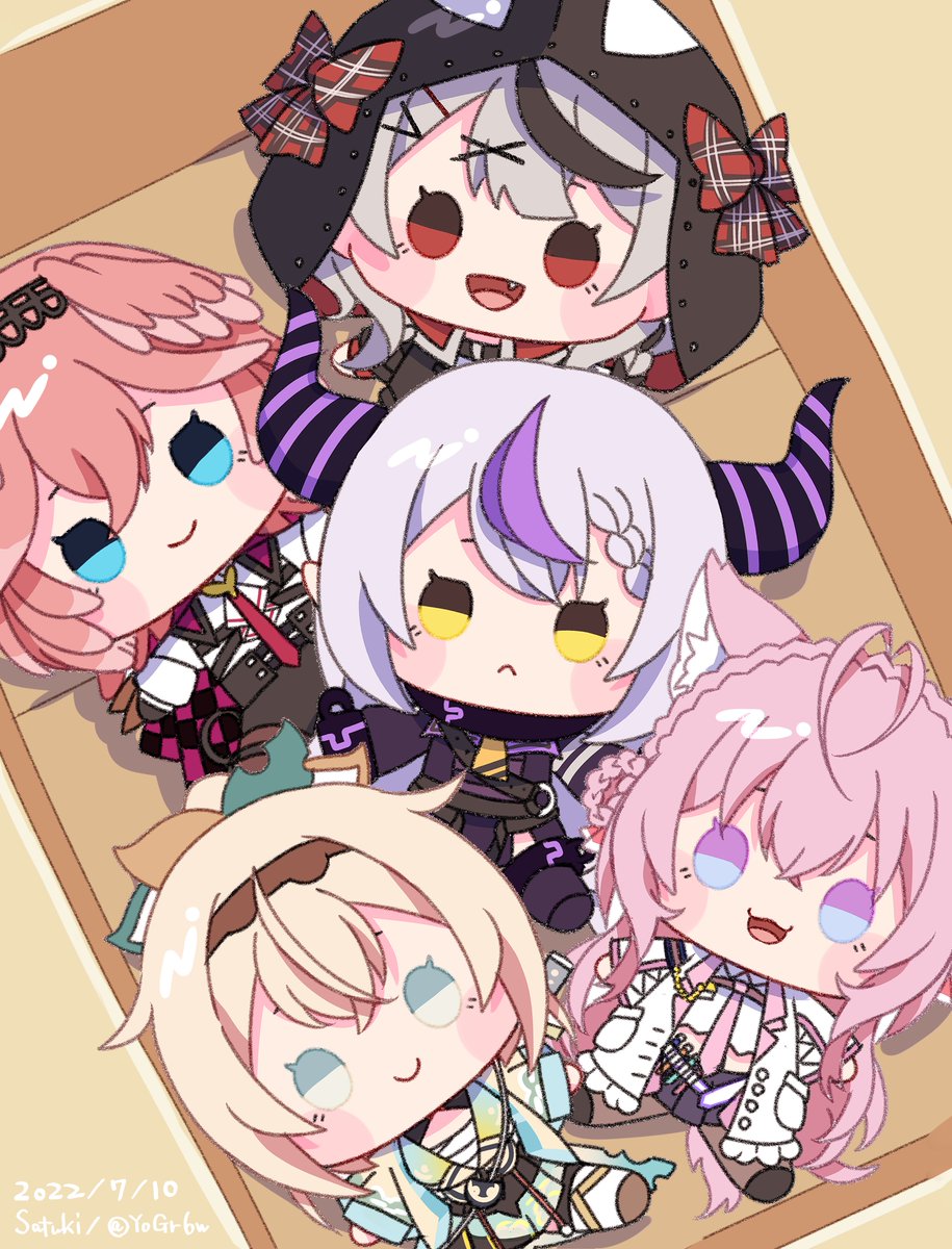 hakui koyori ,kazama iroha ,la+ darknesss ,sakamata chloe ,takane lui in container streaked hair grey hair striped horns pink hair head wings horns  illustration images