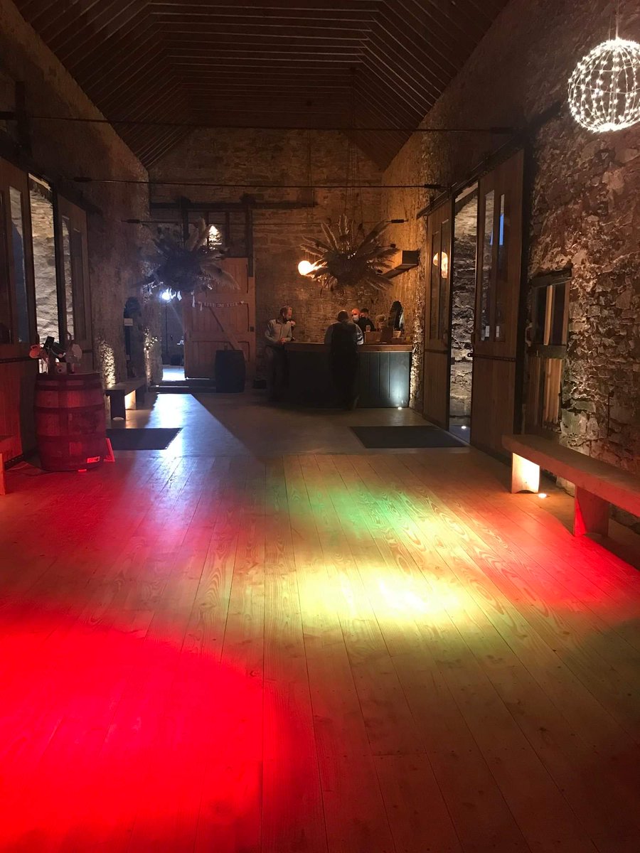 cairdefestival's tweet photo. TONIGHT! We're back in the beautiful @BarnJuniper for @annamieke_, @rachael_lavelle &amp; DJ @dineensparish.
Doors 8pm, show starts 9pm.
Online booking is closed, there'll be tix on the door - but come early!
 @ggsfoodtruck will be on-site to help with any food cravings 😋
#csaf22 https://t.co/ZTBK2fHyw7
