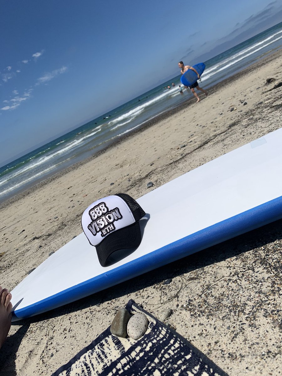 Sponsored by @888Magazine <a href="/by10Figs/">10Figs</a> 🏄🏽‍♂️🛠😜
