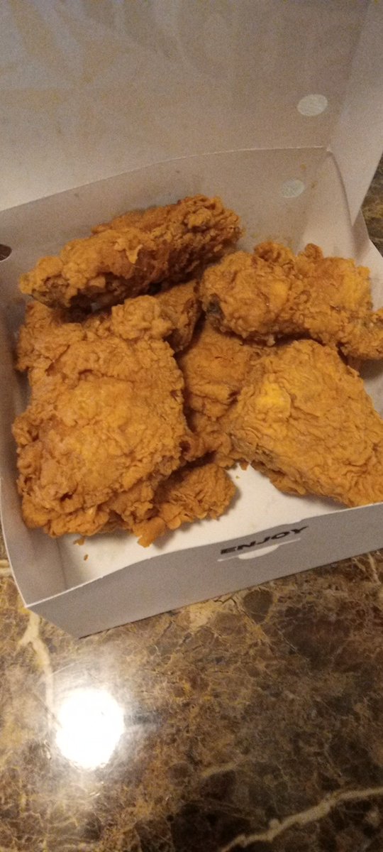 ChefstanleyR's tweet photo. Is Church's Chicken time #food https://t.co/uGITnNWYoV