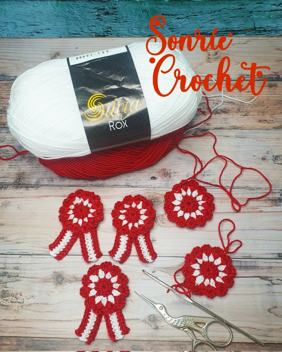 SonrieCrochet's tweet photo. Peruanísim@! 
Escarapelas a crochet 🇵🇪 🧶
Dale un toque artesanal a este mes patrio.
Precio 5 soles ✨
Sonríe siempre...

#crochet 
#peru 
#peruano 
#escarapelasartesanales https://t.co/byeknVb7ld