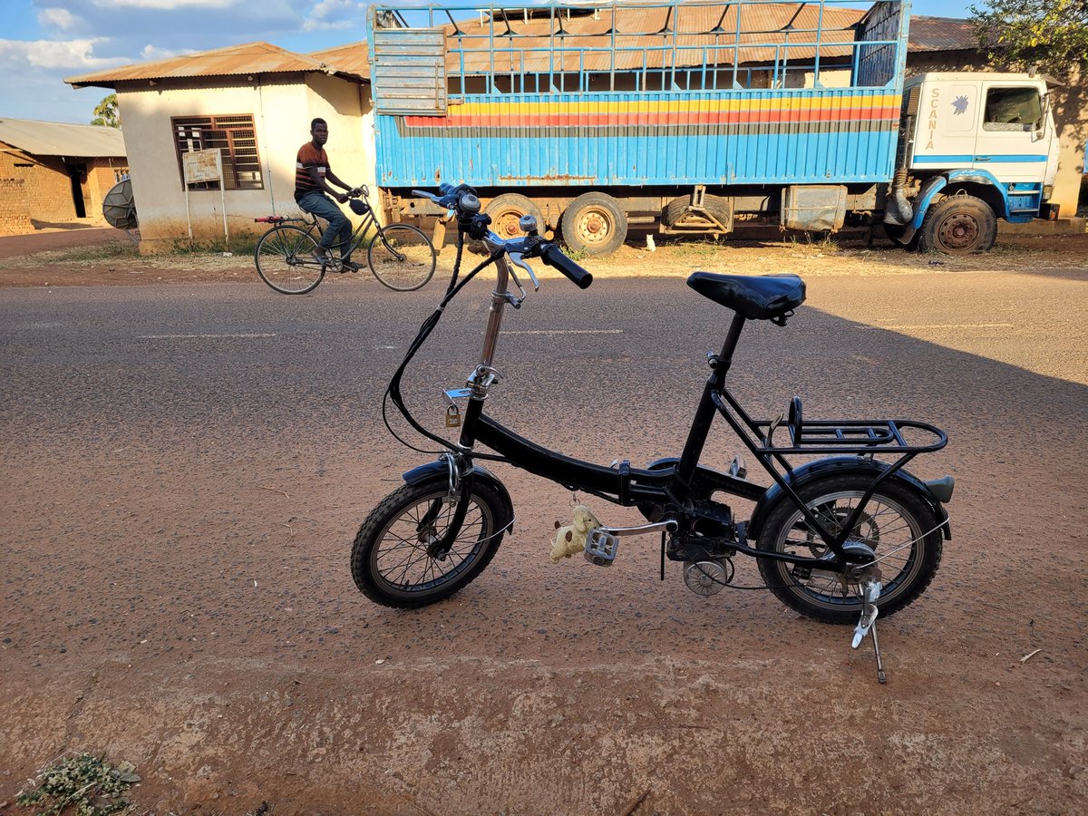 nomadstrails's tweet photo. Electric bike made in small village in Tanzania. It was working  well. I love how these guys here make fun of all the bike industry 😁 https://t.co/a416Zc2wD3