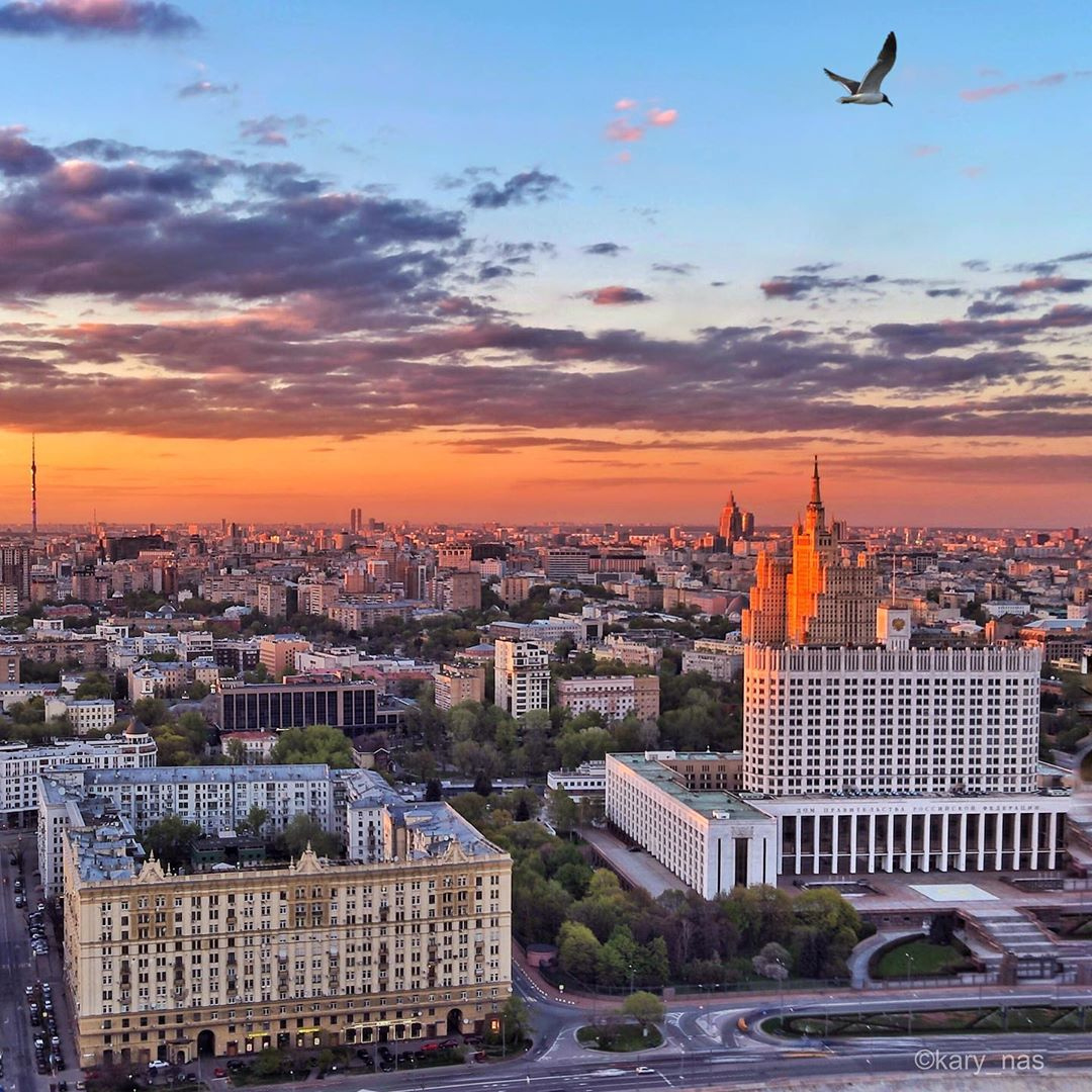 moscowchangesru's tweet photo. Вечер в прекрасном городе 😍

#москваменяется #фото https://t.co/uA5mA3xVkR