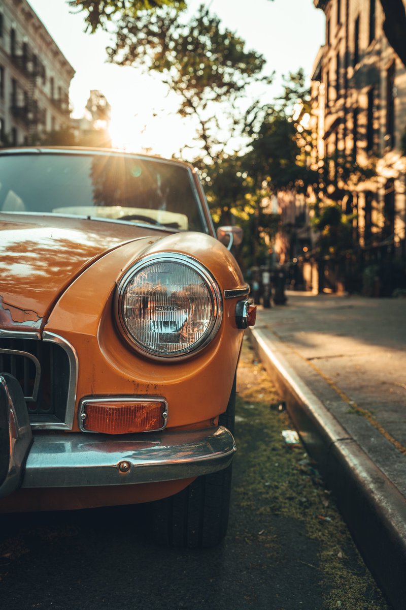 viewfinderthis's tweet photo. Orange https://t.co/orPBXtw9RX
