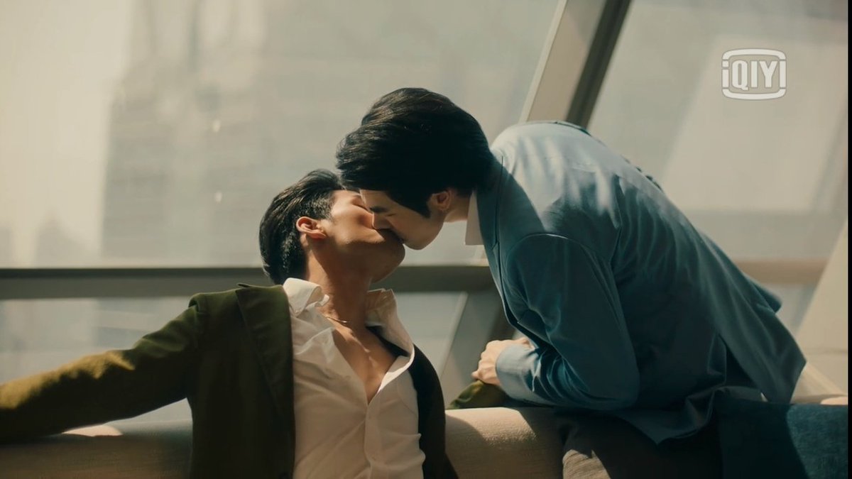 onmyraks's tweet photo. nothing will ever beat the beauty and symbolism of this right here
#KinnPorscheFinalEP https://t.co/T9pM8OiNUv