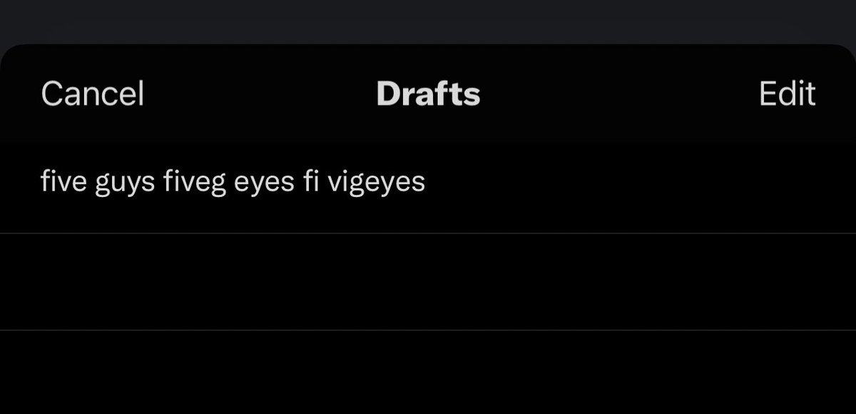 Keefler_Elf's tweet photo. got too high last night and tried to do the “real eyes realize” thing with five guys https://t.co/hvTEyrY7f7