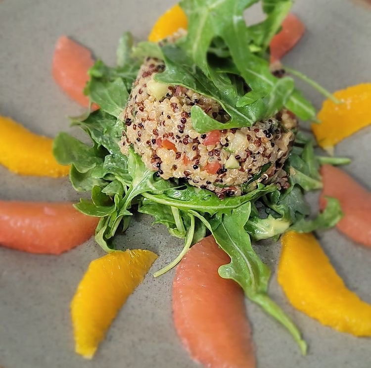 GastronomyGames's tweet photo. Can’t decide what to make for dinner? Try our plant based citrus quinoa salad! Easy to make and wonderfully refreshing on a hot day! https://t.co/HmgNECkjbh #easyrecipes #plantbased #veganfriendly #learntocook #homechef #youtuber #summerrecipes https://t.co/lMVlOZtzSP