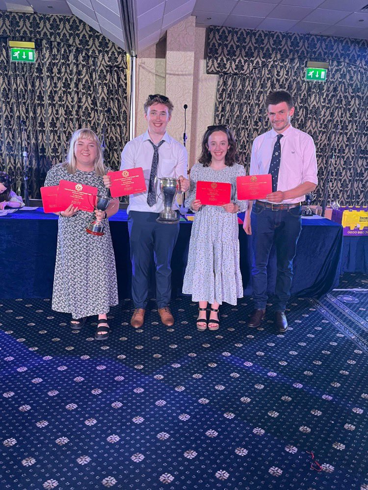 IolaWen's tweet photo. Dyma gynnyrch addysg Gymraeg Sir Gâr-Hannah,Daniel,Heledd a Jac. Heddi fe guron nhw 9 o siroedd Lloegr yn Siarad Cyhoeddus NFYFC yn Stafford.Prawf nad oes yr un iaith yn diodde ar draul y llall pan yn ddwyieithog,ac mae’n golygu bod modd cyrraedd y brig X2 💪🏴󠁧󠁢󠁷󠁬󠁳󠁿💪🥳 https://t.co/Sn87qDKIFj