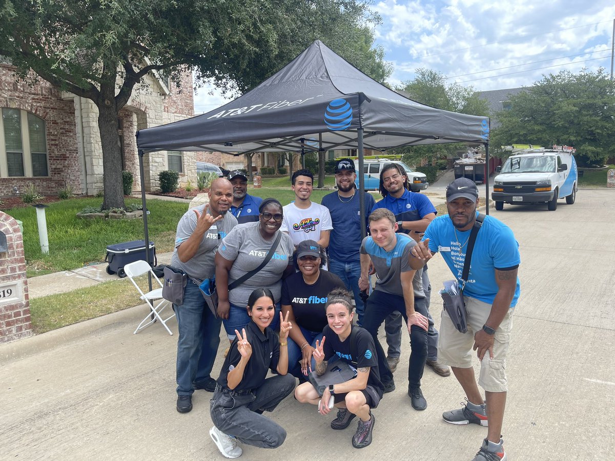 S/O to <a href="/yvetteNTX/">YvetteNTX</a> for another successful event with Money Mafia to educate our customers about fiber! <a href="/ArbuckleMakesha/">Makesha Arbuckle</a> <a href="/nlr504/">Nicholas Redden</a> @CaresseSimpson 🫶🏽