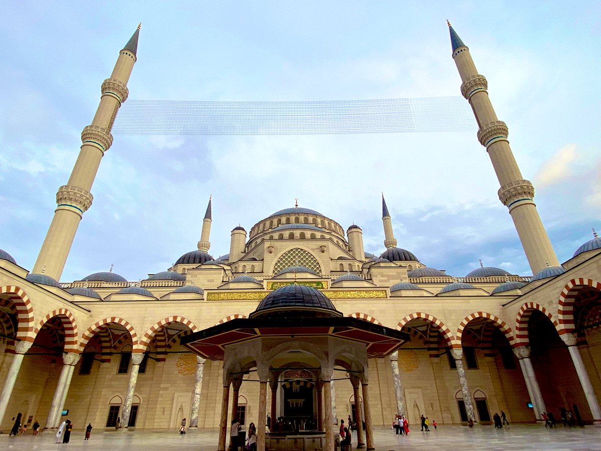 With love from Istanbul, wishing all those celebrating a blessed #EidMubarak 

Extra appreciation for #ourNHSpeople who are working this weekend and spending time away from loved ones 

<a href="/people_nhs/">We Are NHS People 💙</a> <a href="/NHSEngland/">NHS England</a>