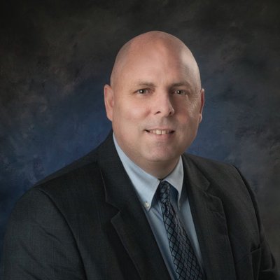 Buckhorn_High's tweet photo. Please join us in welcoming our new principal, Mr. Lavell Everett. Mr. Everett has been with @MadCoSchools for 26 years and brings with him 24 years of experience in administration. We are so excited to have him join the #BuckFamily!! #GoBucks #BuckPride @everett_lavell https://t.co/5BX4Y8yPd1