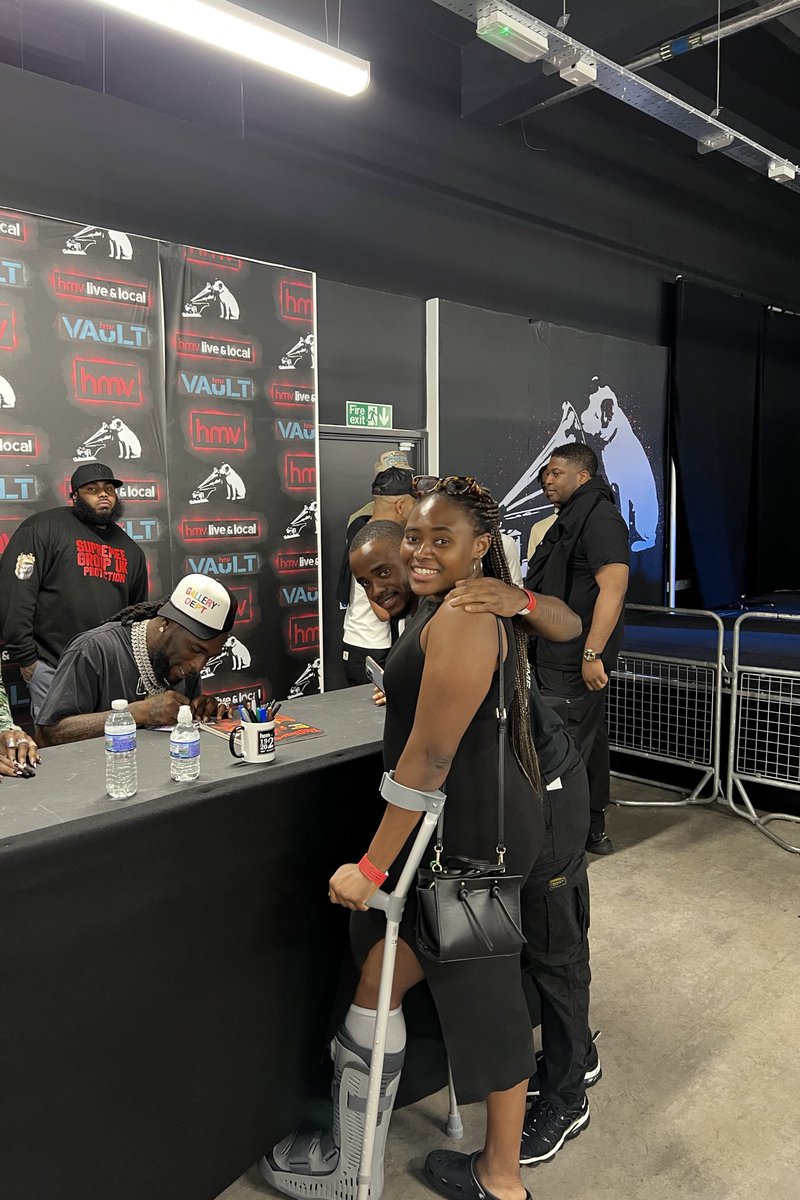 🎶 🎶 “For this life I dey, I want to be celebrated, Don't wanna waste my days
I want to spend them on enjoyment” 🎶 <a href="/burnaboy/">Burna Boy</a> 
With the crutches we shall spend the days on enjoyment  🌍🦍🌍🦍🌍