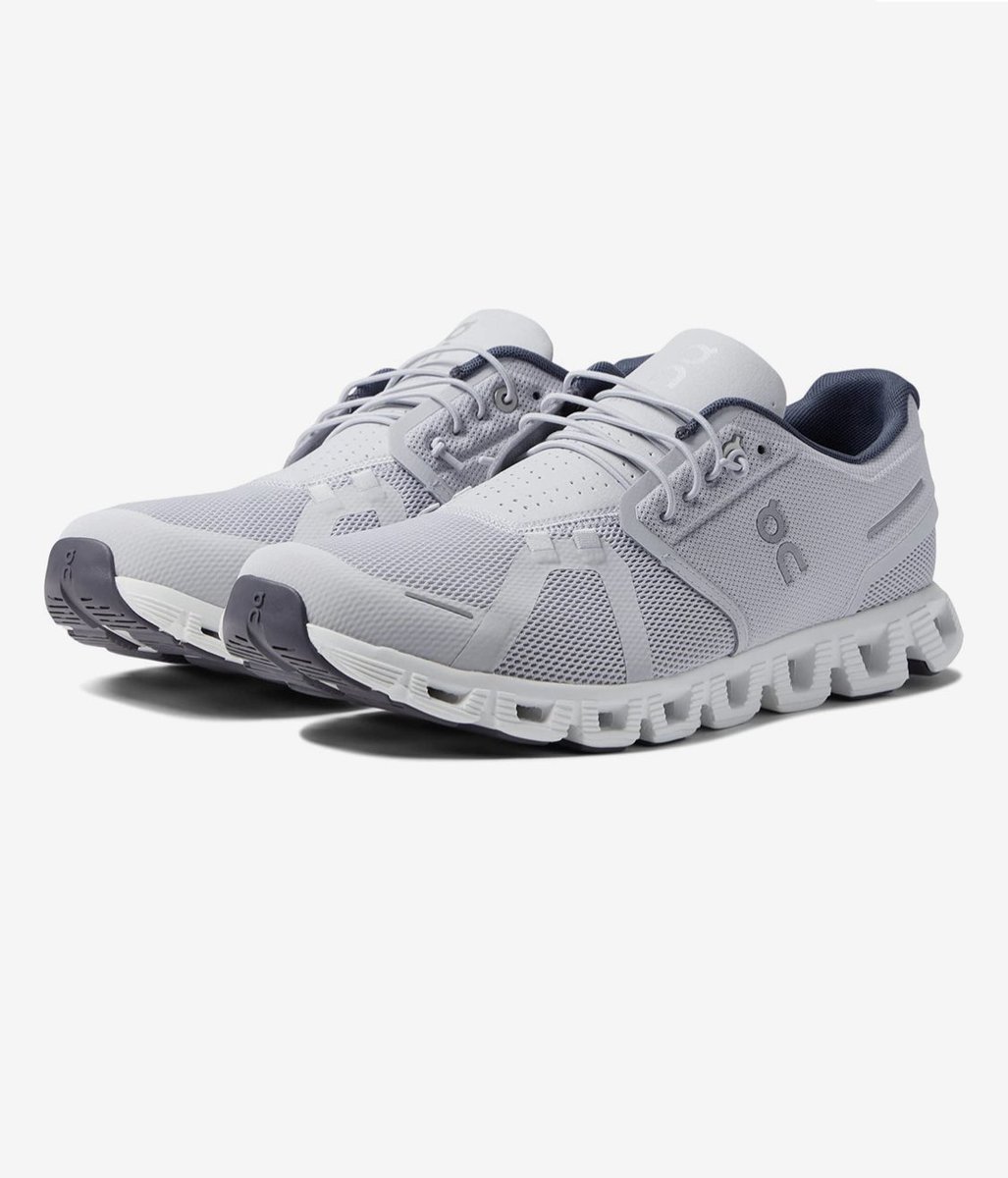 miabuchanan29's tweet photo. they a 10 but wear these ugly ass shoes https://t.co/BGCekJwUW5